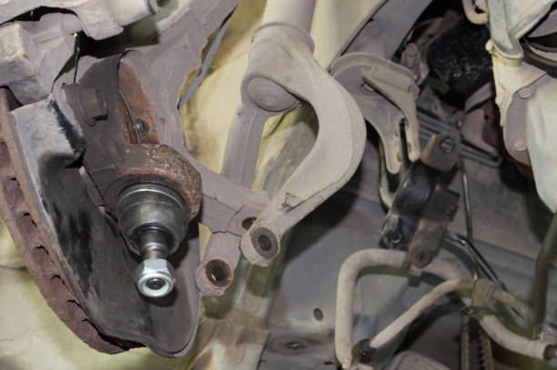 Salıncak Kolu Burçlarının Yuvarlanma Açısı ve Yuvarlanma Sertliği Dağılımındaki Rolü